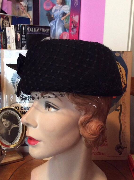 Vintage 1950s 1960s Hat Linda Farrell New York Bl… - image 6