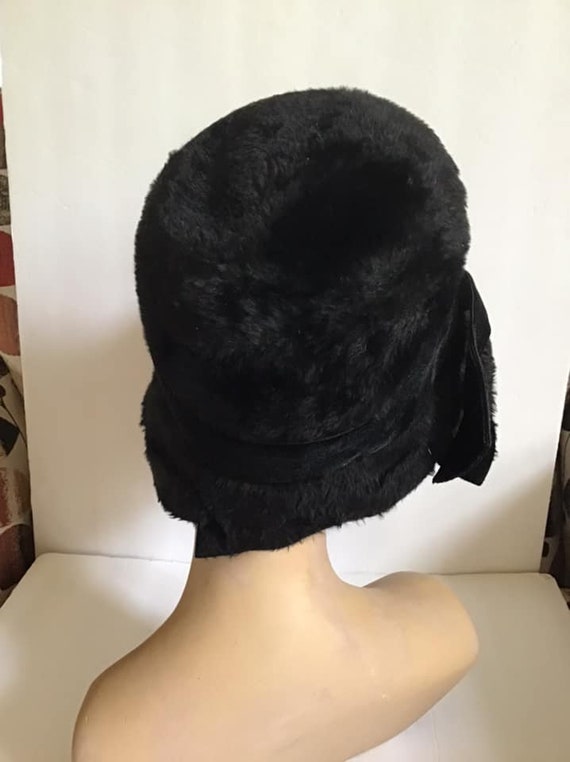 Vintage 1960's 1970's Hat Dark Black Faux/Fake Fu… - image 5