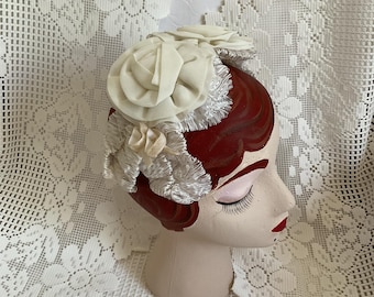 Vintage 1950's 1960's Hat Half Hat Style Off White Cellophane Straw With Fabric Flowers
