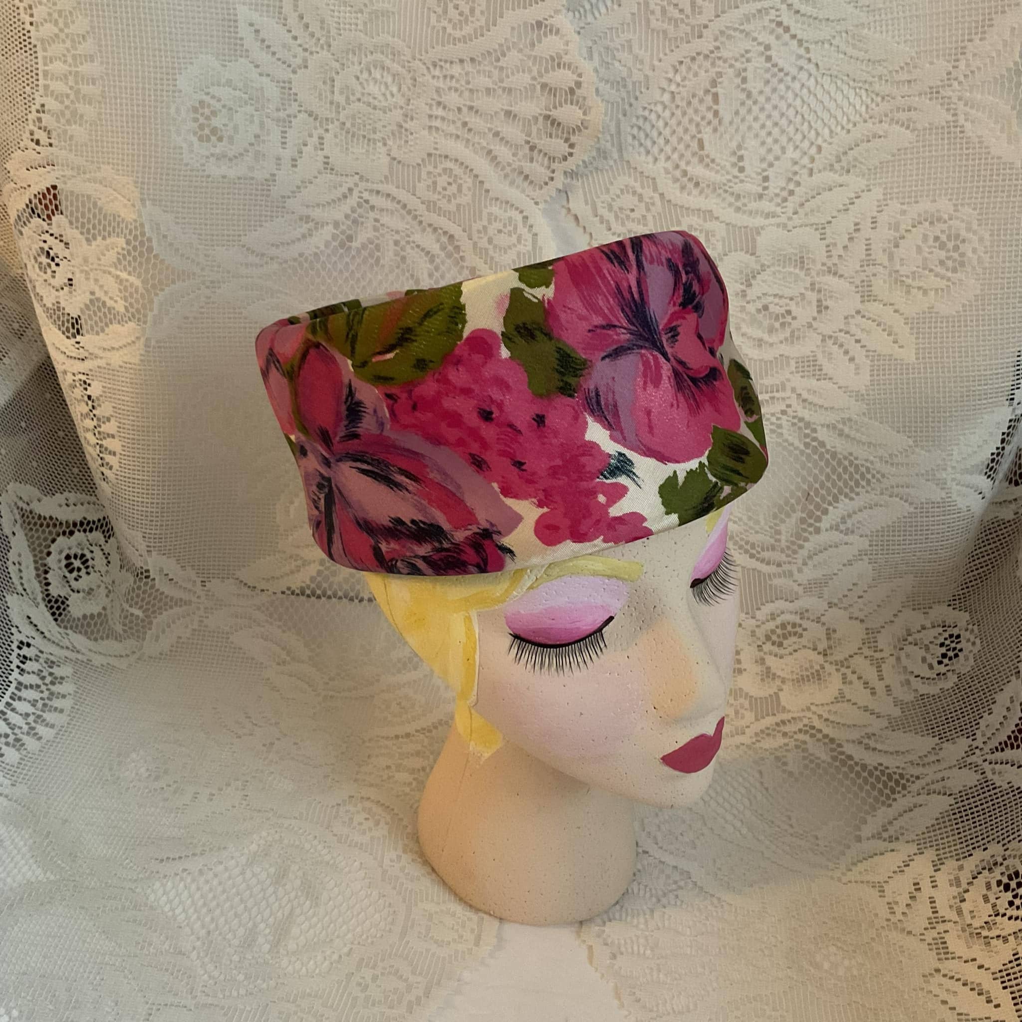 Vintage Rare Hutzler’s Pillbox Floral Tulle Net Fascinator Hat Green White Pink Cizoe Fascinators Hats for Women Pillbox Hat 20s 30s 50s  main image 3