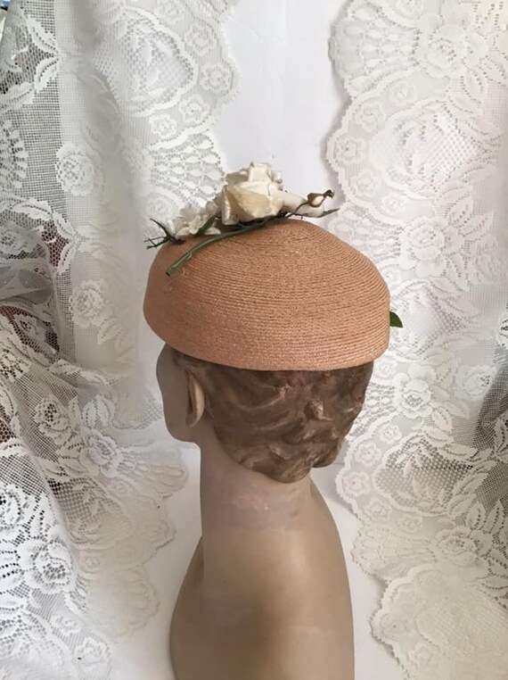 Vintage 1950's Hat Light Beige Straw With Off Whi… - image 6