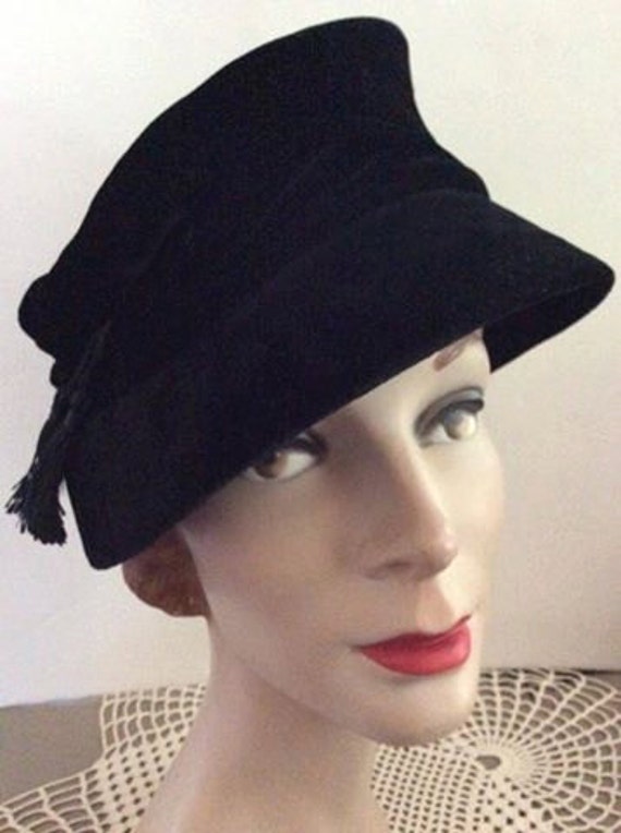 Vintage 1950s Hat Black Velvet Two Tassels - Etsy display picture 2