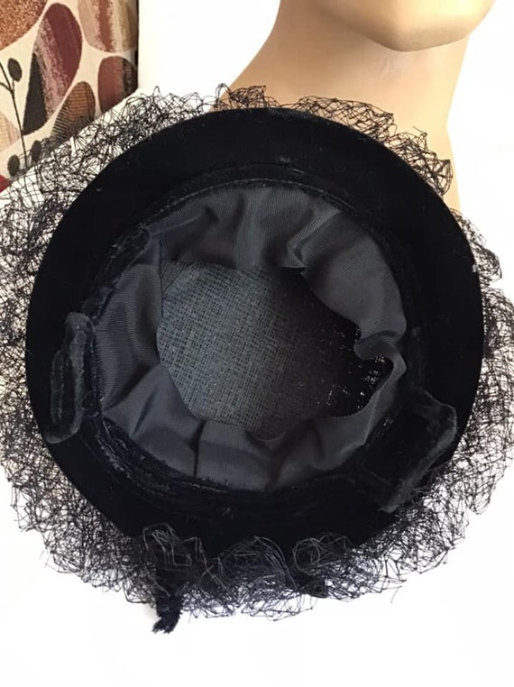 Vintage 1950's Hat Dark Black Velvet And Adorned … - image 3