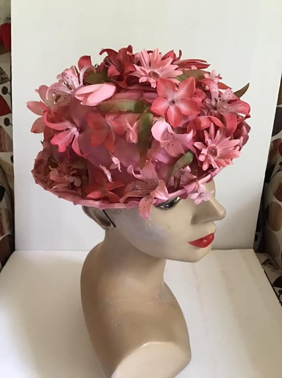 Vintage 1960's Hat Dark And Light Pink Floral Flow