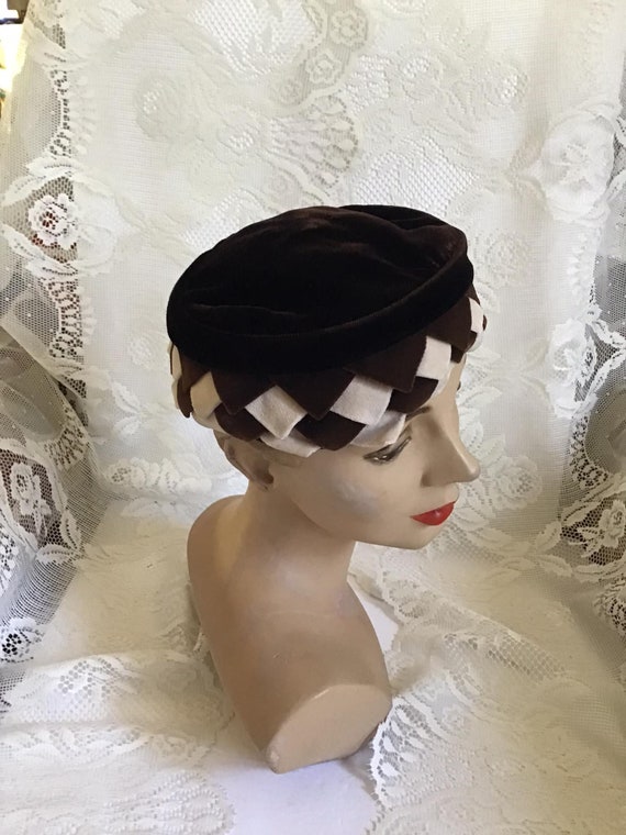 Vintage 1960's Hat Pillbox Dark Brown And Light B… - image 4