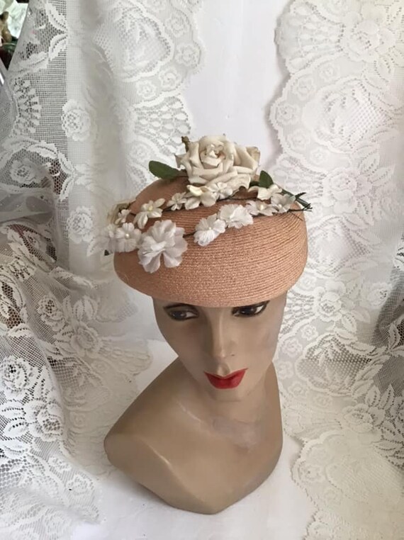 Vintage 1950's Hat Light Beige Straw With Off Whi… - image 8