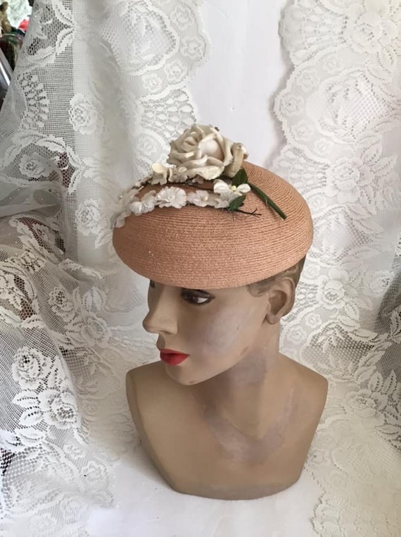 Vintage 1950's Hat Light Beige Straw With Off Whi… - image 7