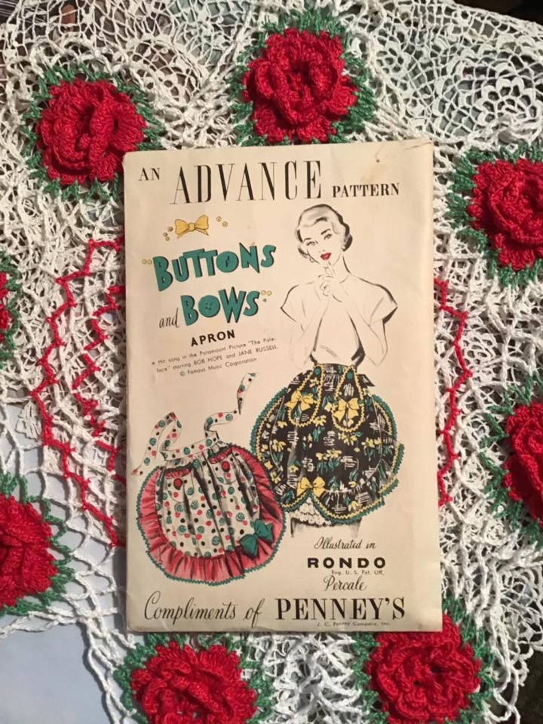 Vintage 1940's Pattern Apron an ADVANCE Pattern