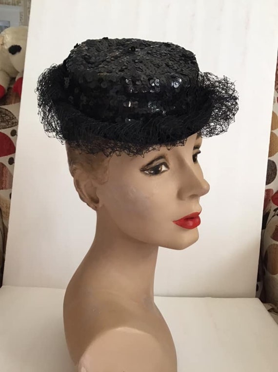 Vintage 1950's Hat Dark Black Velvet And Adorned … - image 6