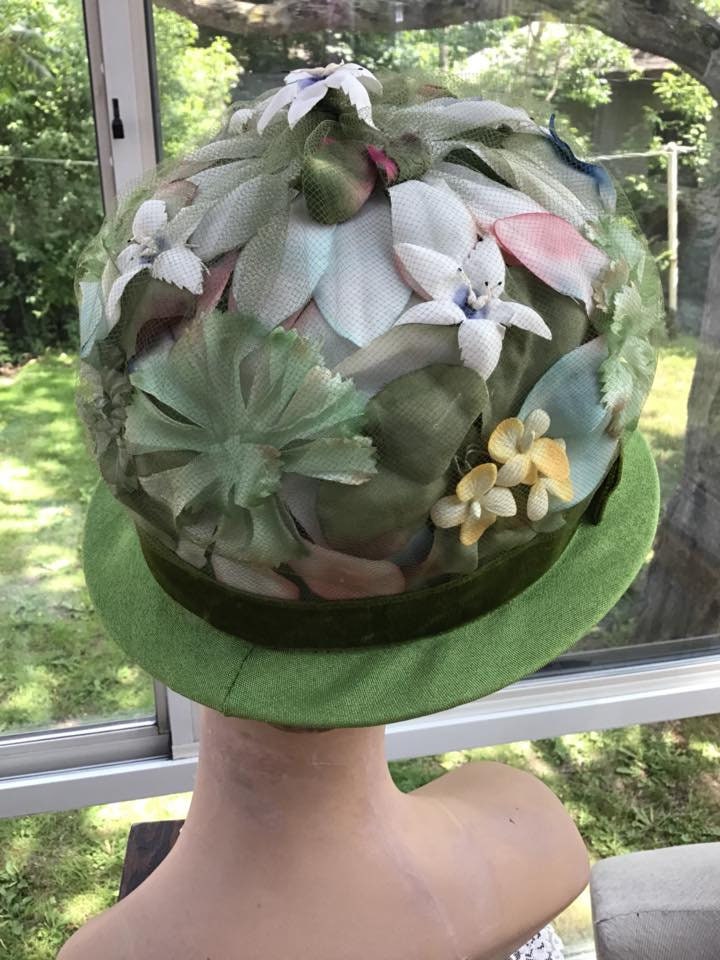 Montaldos Vintage 1960s Flower Tulle Veil Skull Cap Hat Pink Green Vintage 1960s Hat Label Is: Royce Exclusive Green Hat With  main image 4