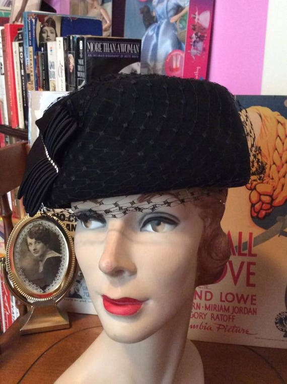 Vintage 1950s 1960s Hat Linda Farrell New York Bl… - image 5