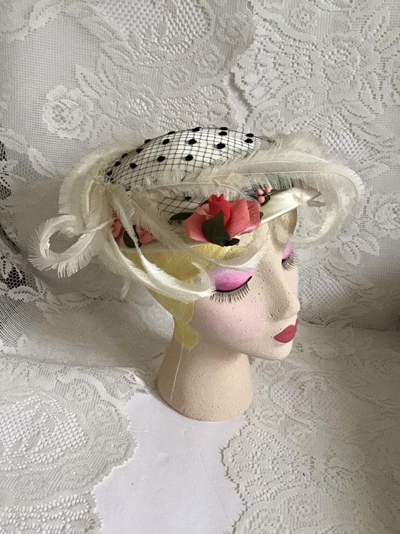 Vintage 1950's Hat Off White Satin With Curlique F