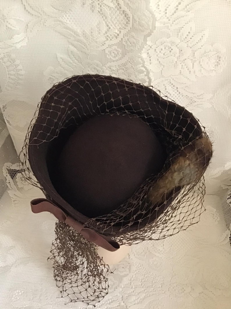 Vintage 1940's Hat RARE Tall Tilt Hat Dark Brown With Genuine Rabbit Fur Thick Veiling Art Deco image 6