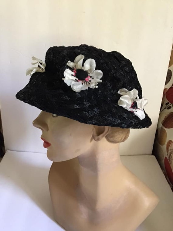 Vintage 1950's 1960's Hat Black Cellophane Straw … - image 1