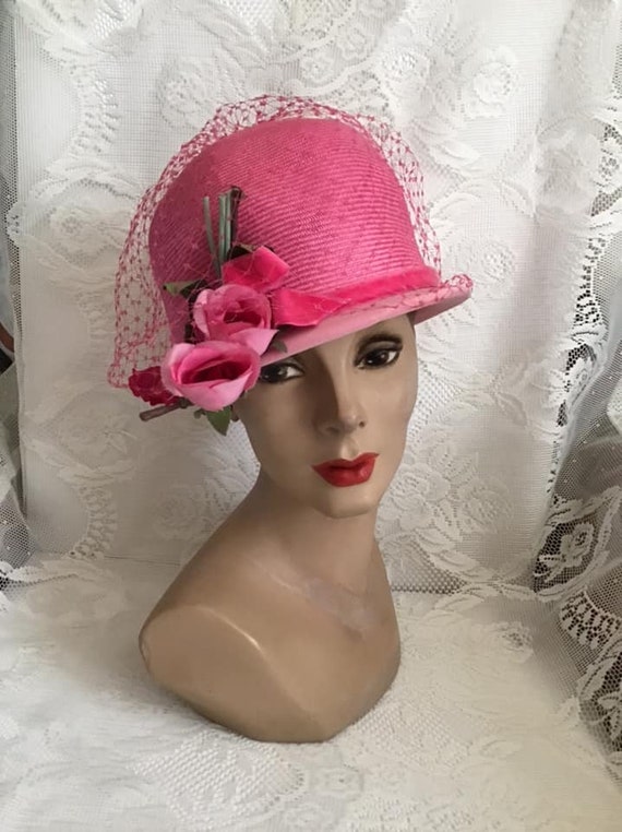 Vintage 1960's Hat Pink Straw With Pink Flowers N… - image 1