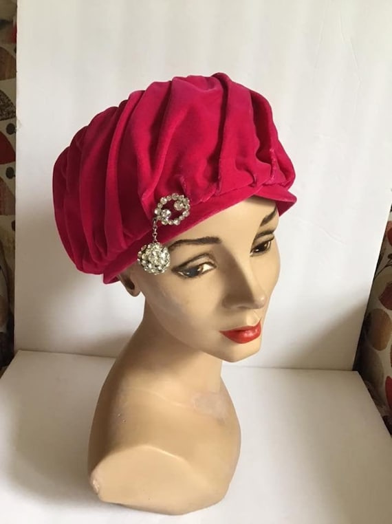 Amazing vintage 1960’s Hot Pink Velvet Hat Vintage floppy hat 1960s large bright pink velvet floppy hat  main image 4