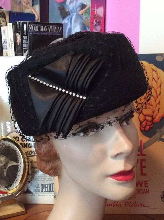 Vintage 1950s 1960s Hat Linda Farrell New York Bl… - image 1