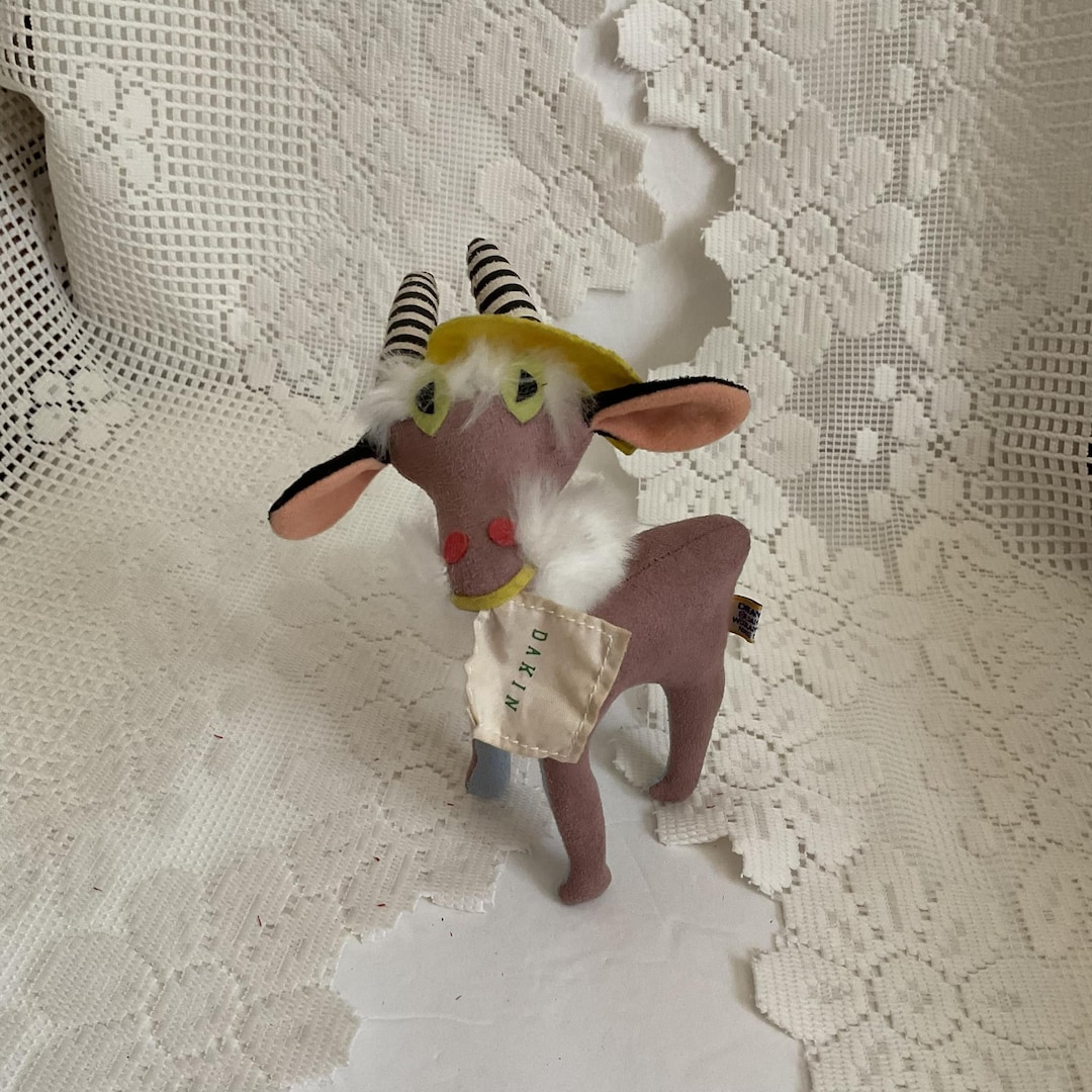 Vintage 1990's Stuffed Animal Goat *dakin Dream Pets* Made in
