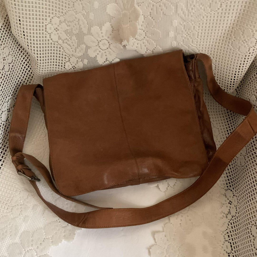 Vintage 1990's Y2K Crossbody Messenger Bag Purse Dark Brown