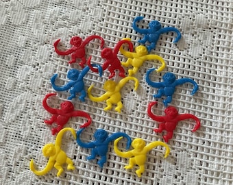 Vintage 1960's Monkeys 12 Plastic *Barrel Of Monkeys* Barrel Not Included Just Monkeys