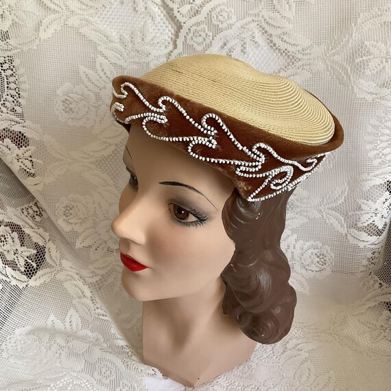 Vintage 1950's Hat Medium Cream Color With Light … - image 1