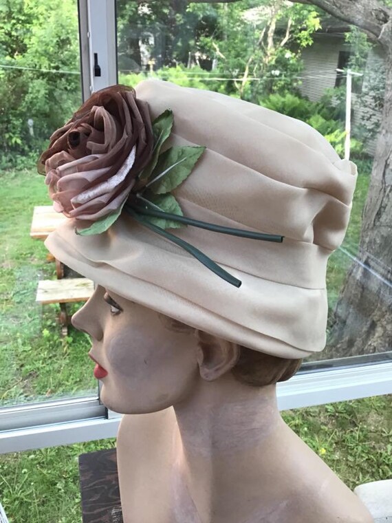 Vintage 1950s 1960s Hat Light Beige Bucket Style … - image 5