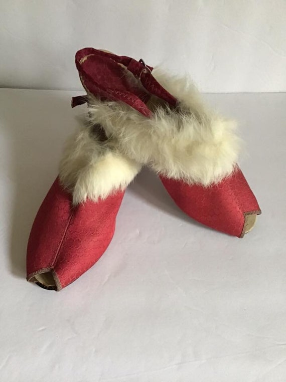 Vintage 1940's 1950's Slippers Deadstock Satin Tri