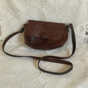 Vintage Y2K Crossbody Shoulder Bag Purse Brown Genuine Leather Voyager Bag *Jack Georges* Made In India