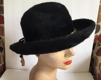 Vintage MR. JOHN Classic Black Rhinestone Studded Hat  display picture 2