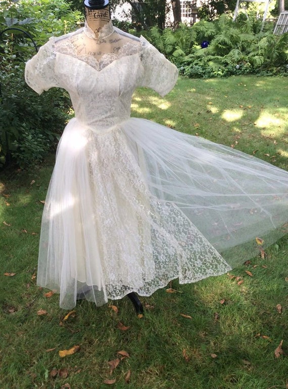 Vintage 1950s Dress Wedding Prom Formal White Sat… - image 3