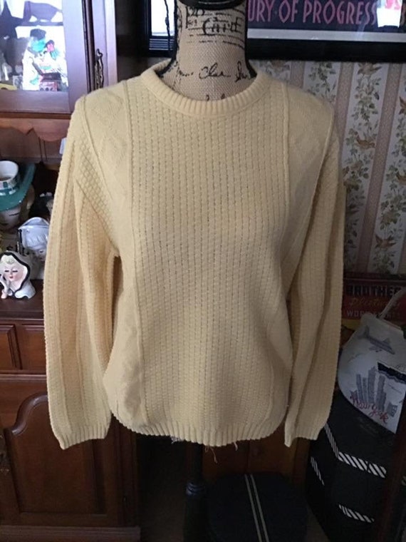 Vintage 1960's 1970's Sweater Men's Pullover Gold… - image 2