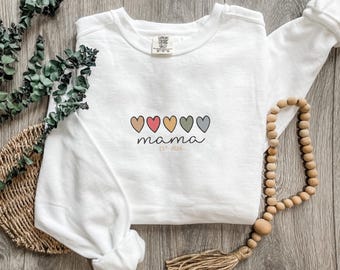 Embroidered Mama Est 2024 Sweatshirt, Mama Design Sweatshirt, Mama Sweatshirt, Heart Design Embroidery Sweatshirt, Cute Mama Sweatshirt