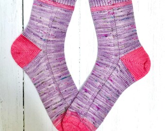 Knitting Pattern ~ Lovelay Socks