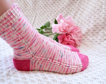 Knitting Pattern ~ Mabel Socks