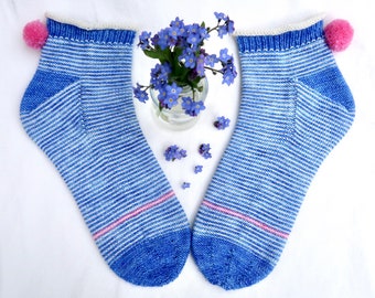 Knitting Pattern ~ Stripy Shorts Socks