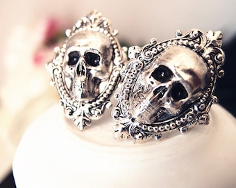 Atropine-- skull Ring-adjustable-steampunk-Victorian-edgy chic- statement-armor ring -One piece