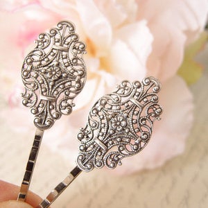 Victorian Filigree bobby pins-medieval-shabby chic-steampunk-Victorian V046