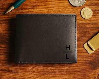 Personalized, Engraved Custom Mens Leather Wallet, Gift for Groomsman, Boyfriend , Men, Dad and Christmas