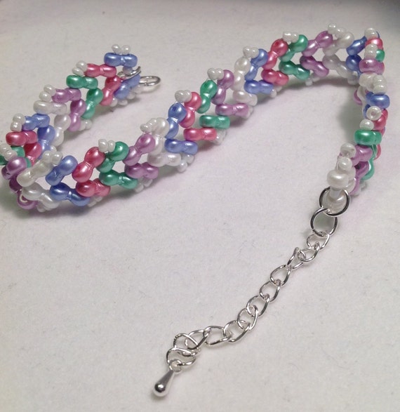 Items similar to Infinity Bead/Herringbone/Pastel/Beaded Ankle Bracelet