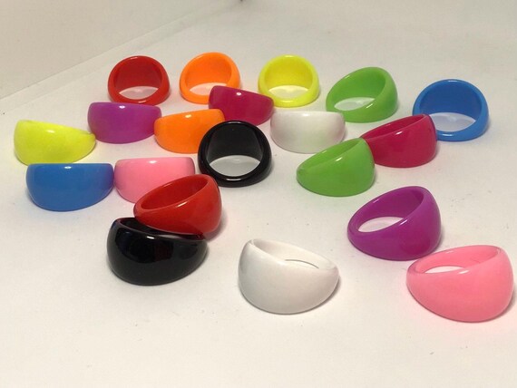 Chunky acrylic rings discount