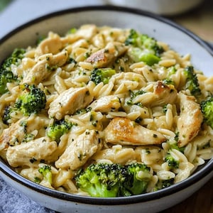 BEST RECIPE Cheesy Chicken Broccoli Recipe | Easy Chicken Pasta | Broccoli Ziti Chicken Meal | Chicken Alfredo Pasta | Comfort Food Dinner