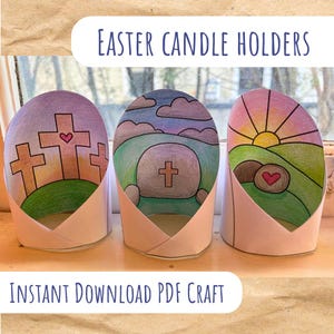 Puede incluir: Tres candelabros de Pascua con ilustraciones coloridas de cruces, una tumba y un amanecer. El texto "Easter Candle Holders" y "Instant Download PDF Craft" se muestran arriba y abajo de los candelabros.