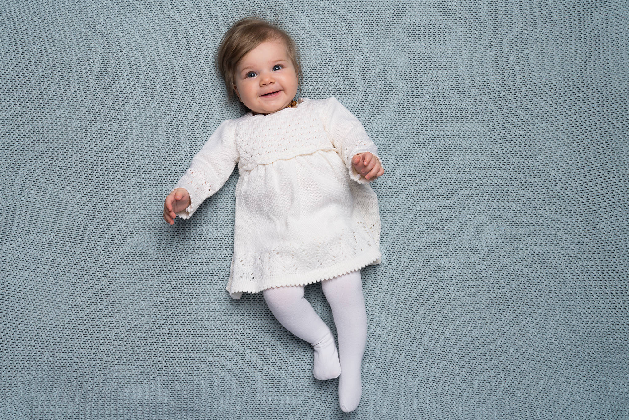 Kleding Meisjeskleding Babykleding voor meisjes Jurken Lichtroze jurk met kanten parels en linten Doopjurk. Doop outfit voor baby meisje Jurk slipje en hoofdband voor baby meisje 