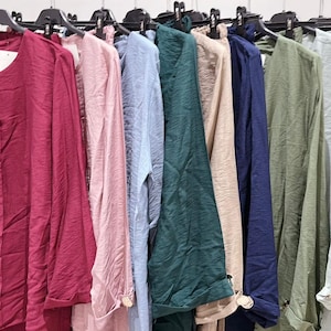Completo da casa effetto lino: pantaloni a gamba larga e camicia con bottoni - vestibilità comoda