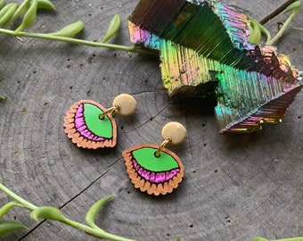 Venus Flytrap earrings , small hand painted wooden Fly Trap dangles, single flytrap dangles