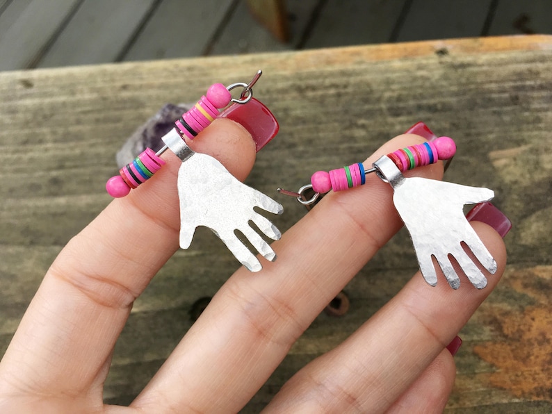 Modern hoop earrings with little hands, modern hoop earrings with pink vinyl beads image 2