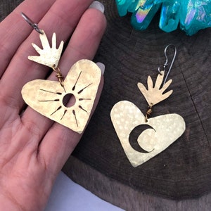 Sacred heart earrings , Sagrado corazon Celestial earrings , Sun and moon earrings