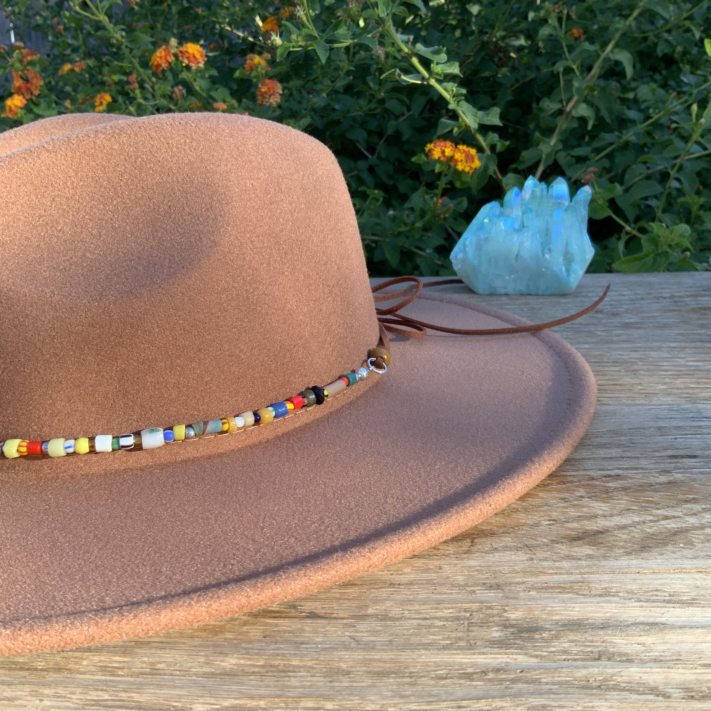 WOMEN\'S HATLANT BLACK RAINBOW/PEARL BEADED‎ BRAIDED BAND SUN HAT Hatband B2-L | 11 Row Stretch Pearl with Red/Pink Rose – The  main image 4