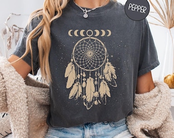 Boho Dreamcatcher Moon Shirt, Celestial Witchy T-Shirt for Women