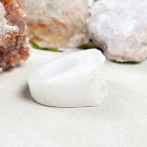 Clear Crystal Quartz Cluster Carved Ring- Size 6 (EPJ-RCGA13-50)